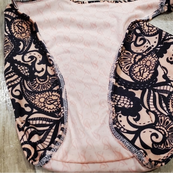 RARE Victoria's Secret Blush and Black Lace Bikini Set. - Picture 7 of 7